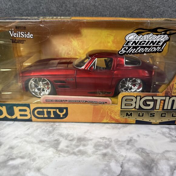Bigtime Muscle Jada Dub City 1:24 1963 Chevy Corvette Stingray Red Custom Engine - Picture 2 of 6